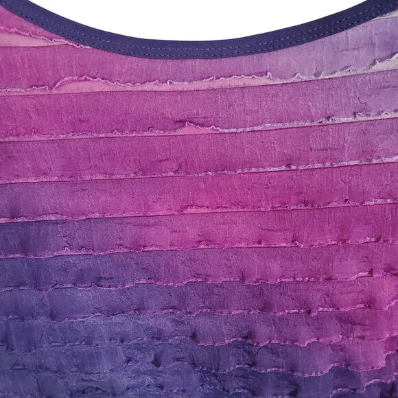 Essentials Size 2X Top Tee Tie Dye Striped Ruffle Ombre Gradient Stretch V Neck - Picture 9 of 9